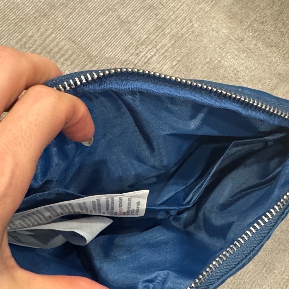 Marvel Avengers Blue Belt Bag with Brown Straps Brand New with Tags - Picture 6 of 6